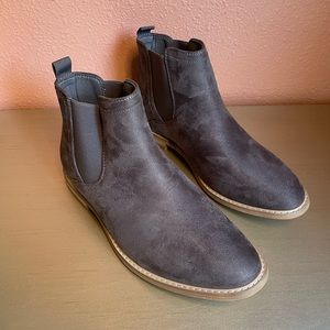 Vance Co Men’s Chelsea Boot (Never Worn)